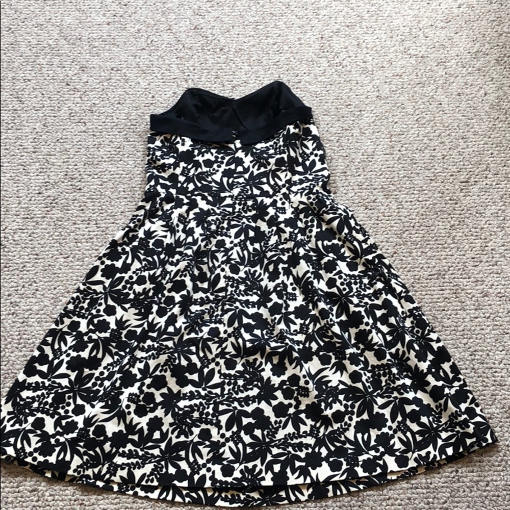 B Moss Dress - Picture 5 of 5